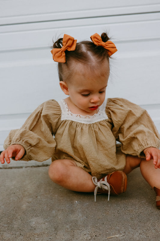 Puffy Sleeve Blouse