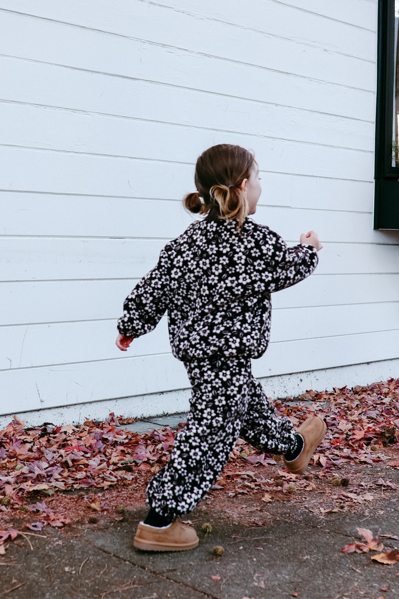 Brown Floral Fleece Set