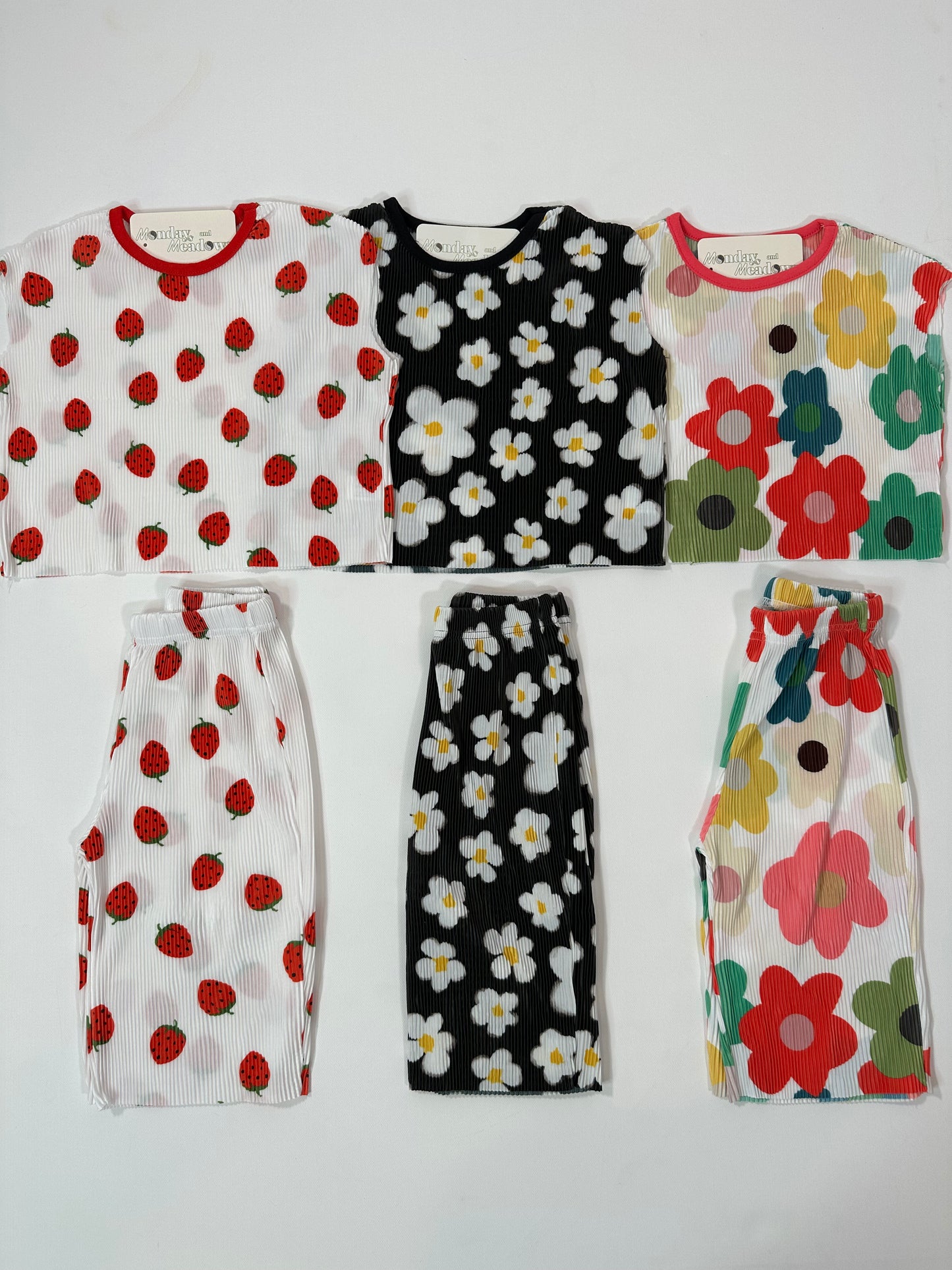 Strawberries & Floral Pleated Sets *Read Description*