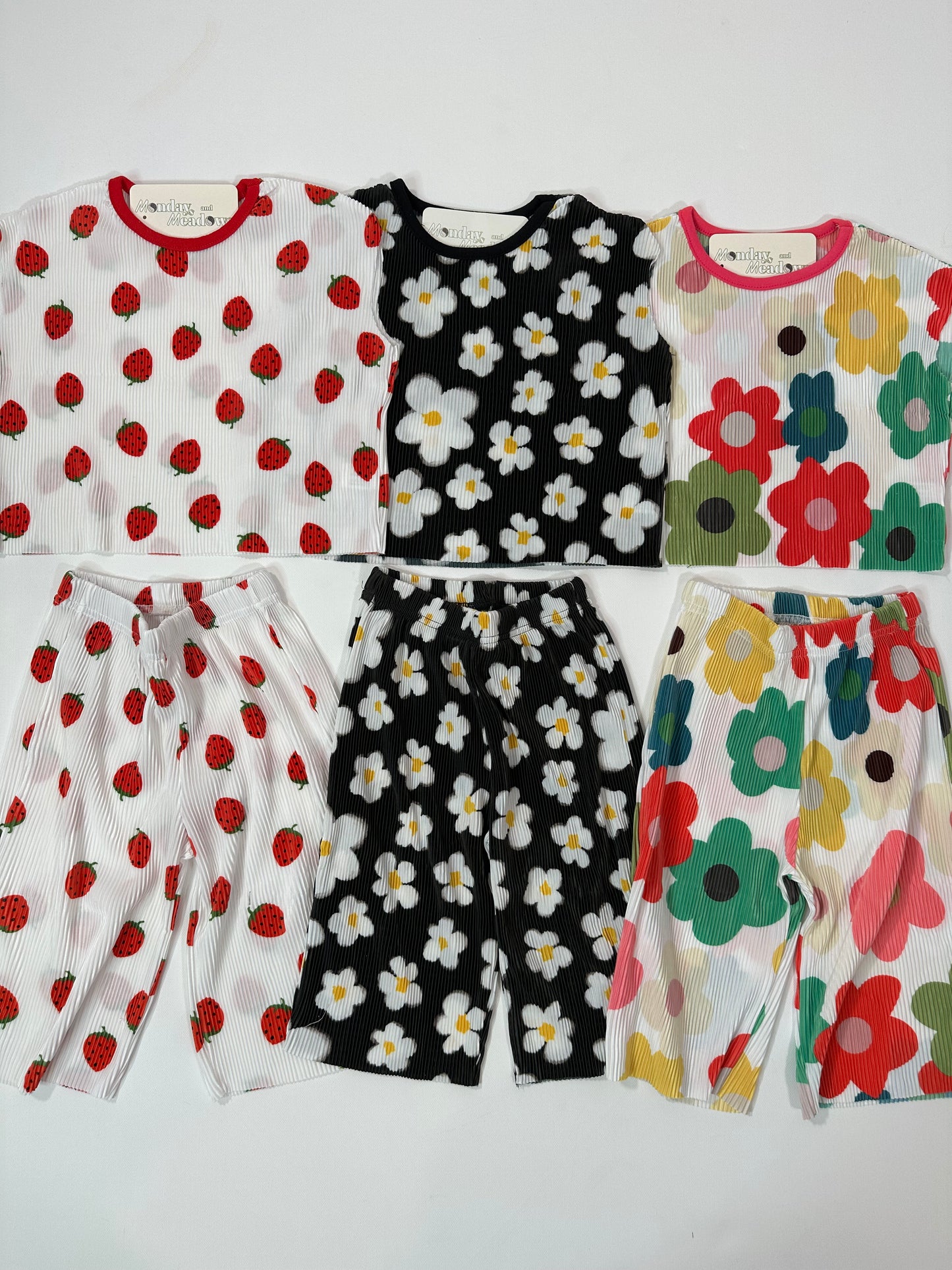 Strawberries & Floral Pleated Sets *Read Description*