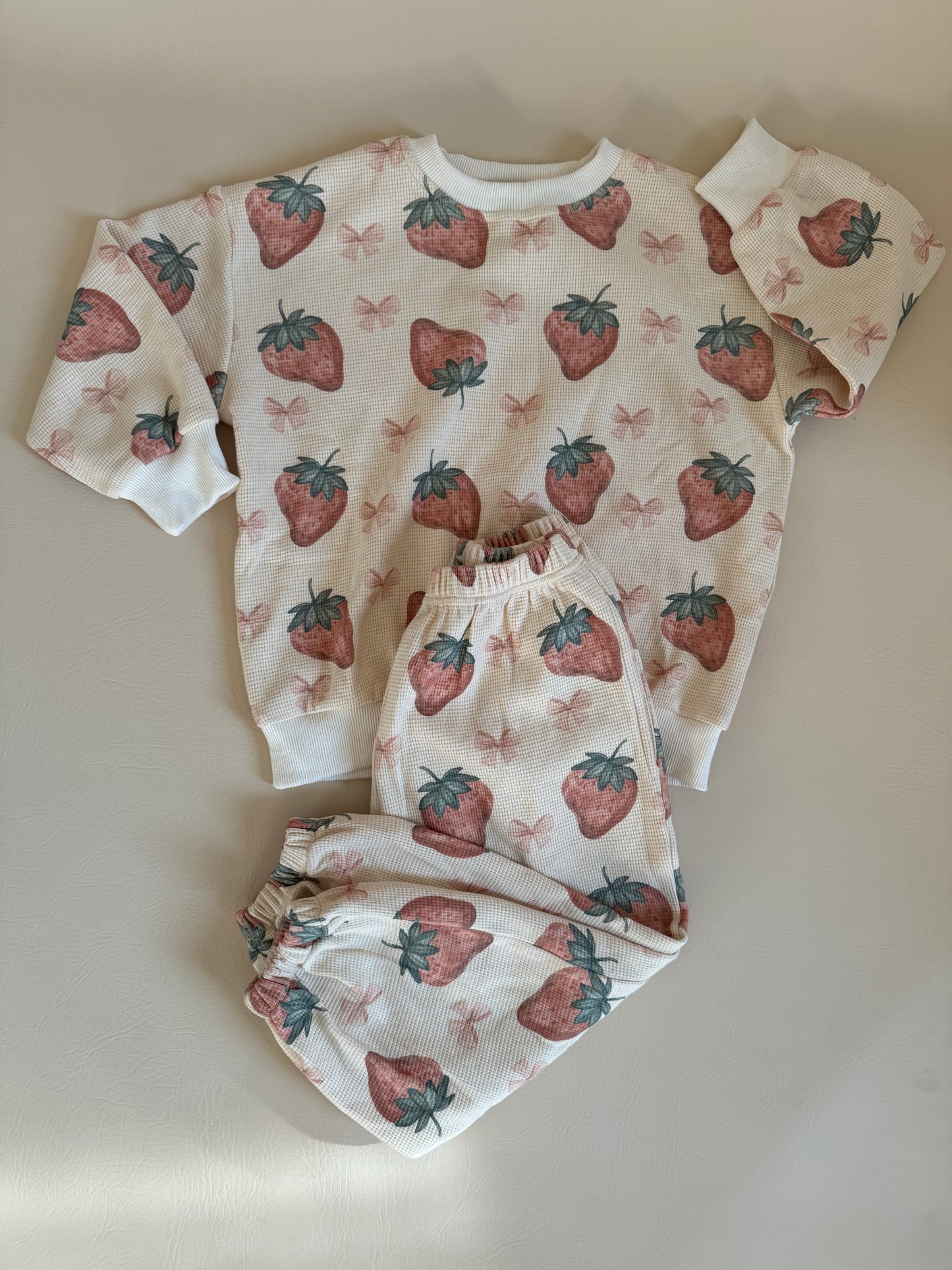 Coquette Strawberries & Bows Waffle Cotton Set