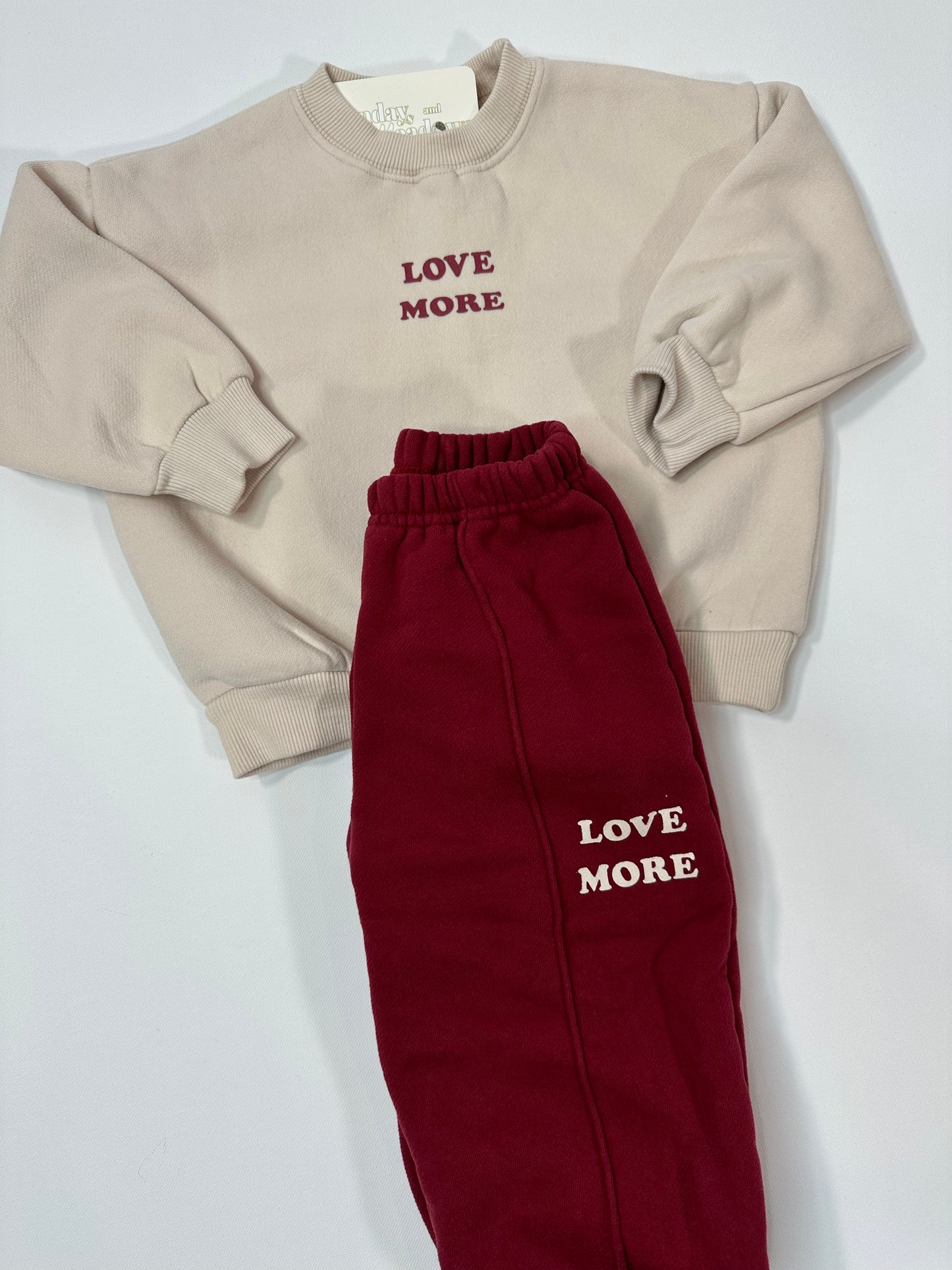 Love More Sweatshirt Joggers Set