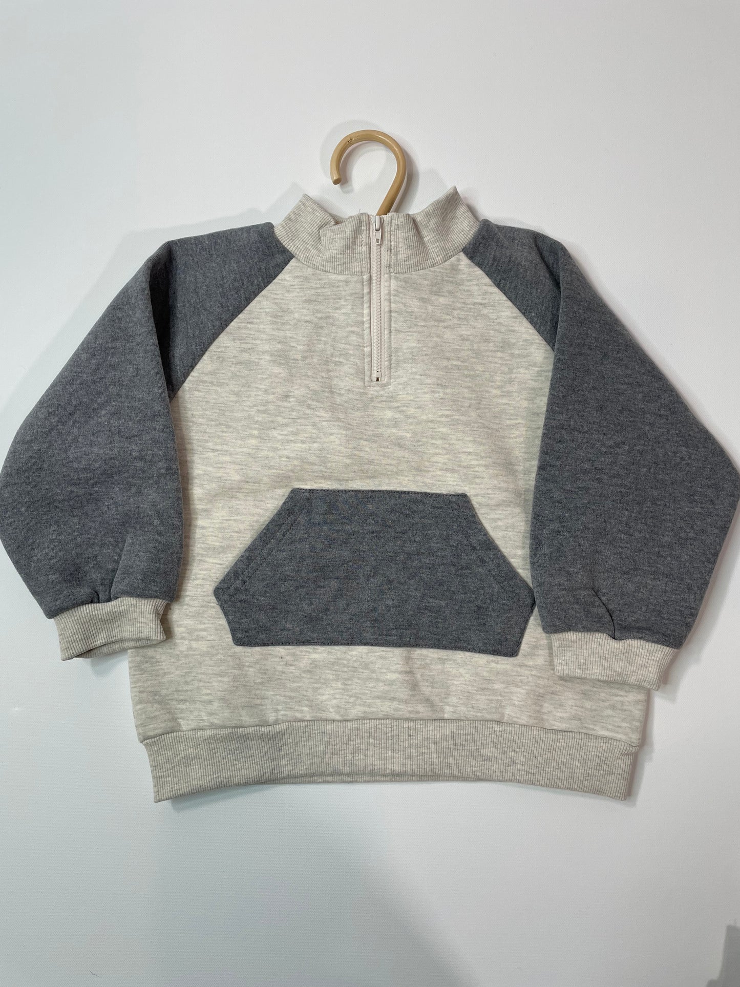 Pocket Colorblock Quarter Zip Sweatshirt