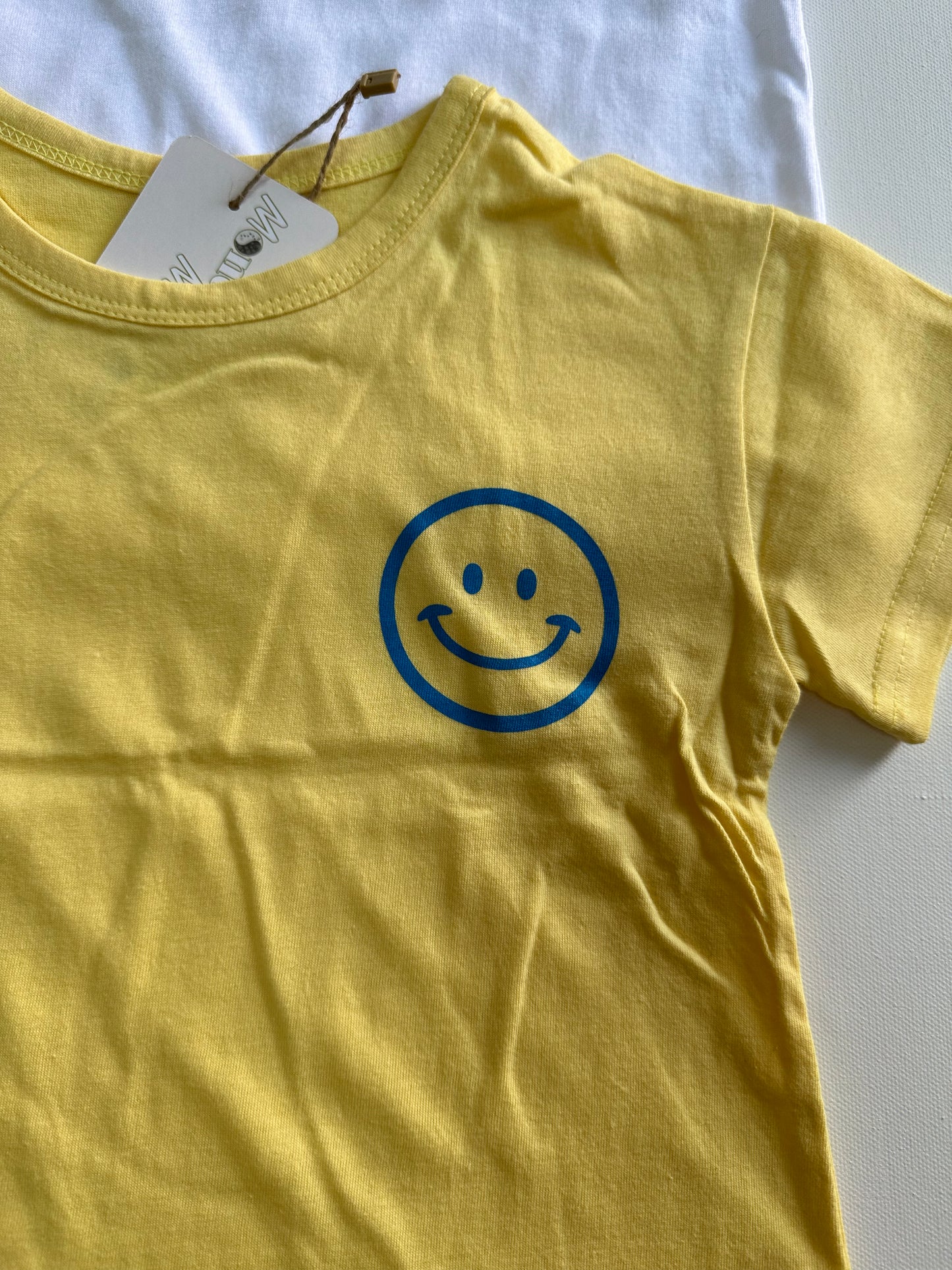 Basic Smiley Tshirt